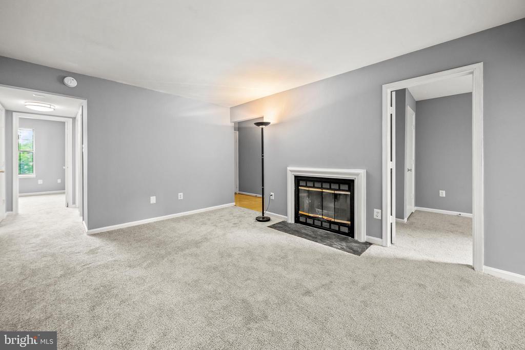 6 Normandy Square Ct #2cf