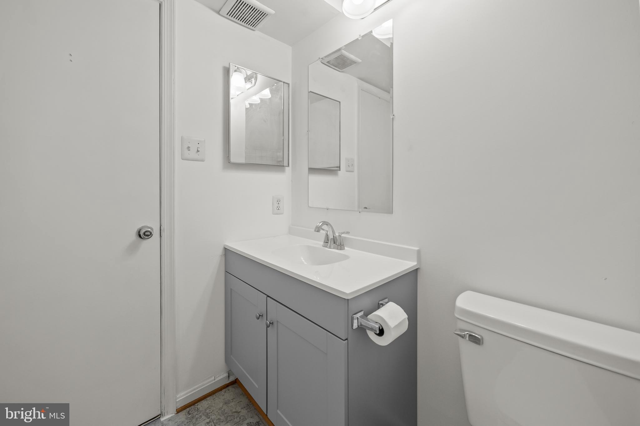 6 Normandy Square Ct #2cf