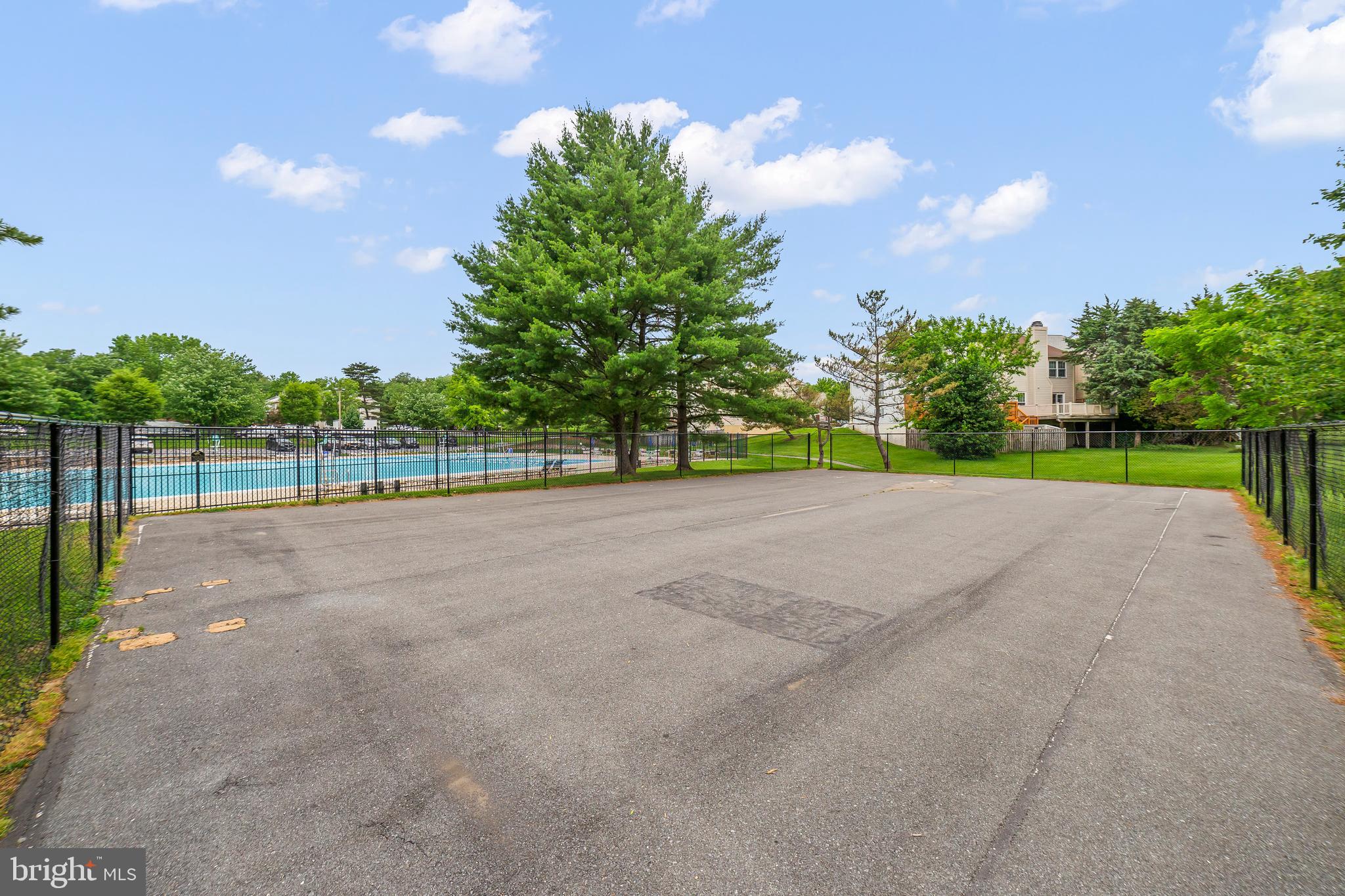 6 Normandy Square Ct #2cf