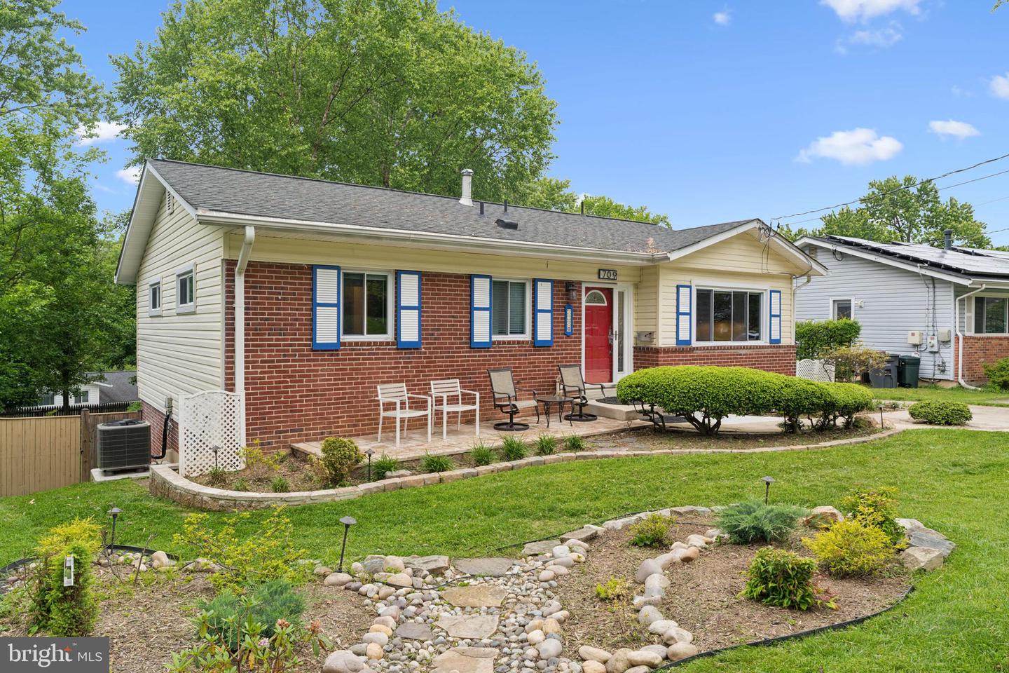 709 Harrington Rd