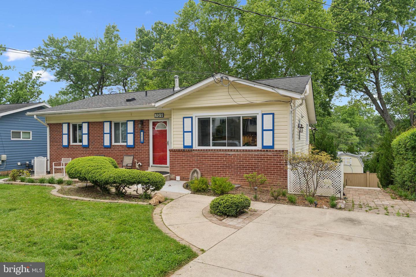 709 Harrington Rd