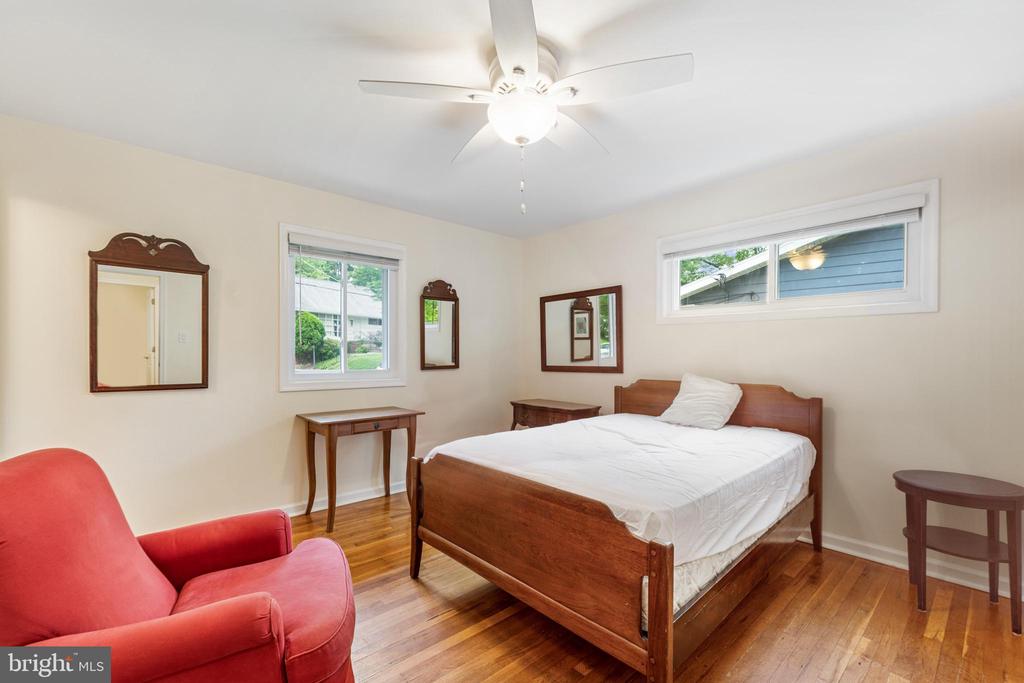 709 Harrington Rd