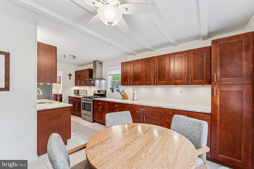 709 Harrington Rd