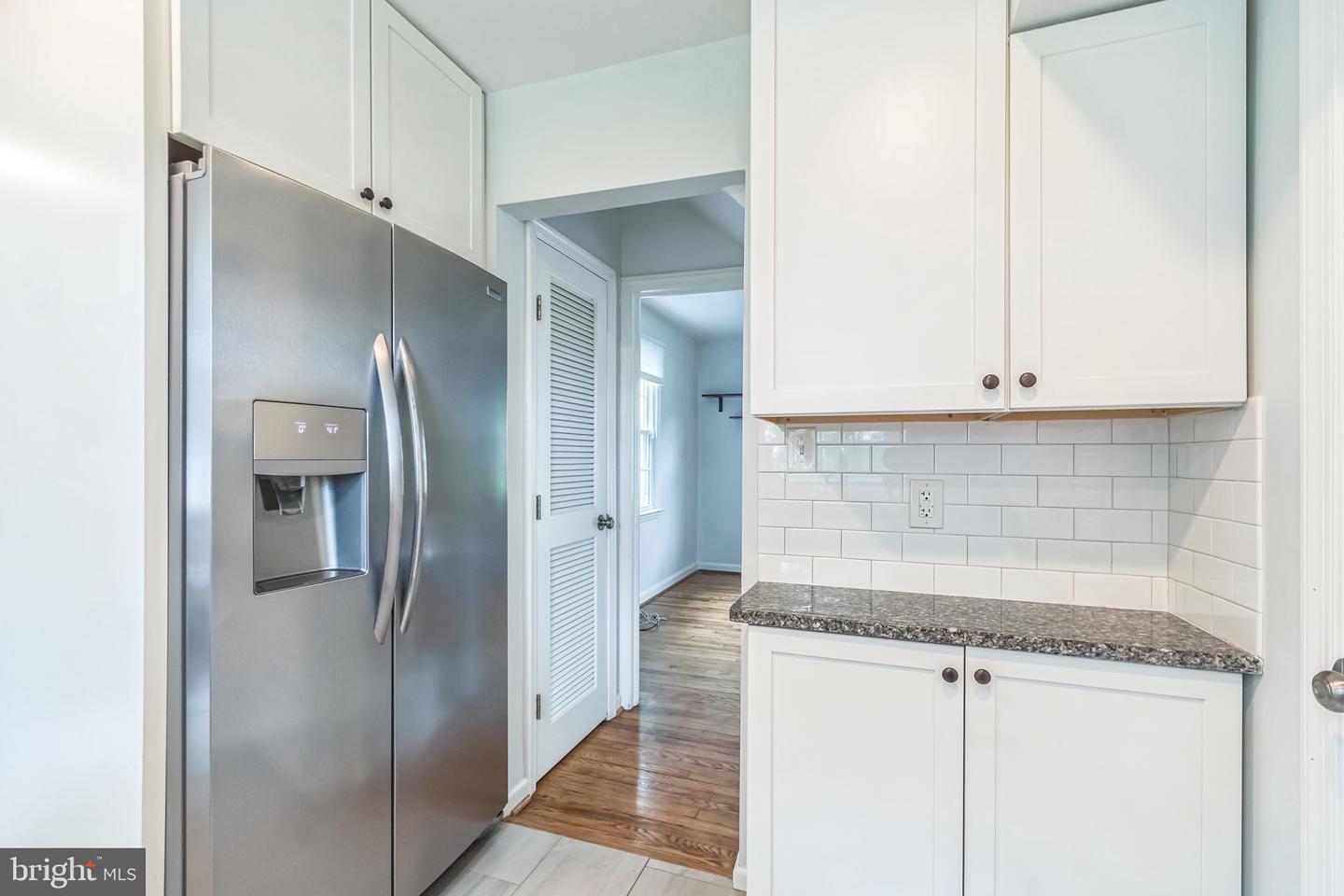 10904 DEVIN PL