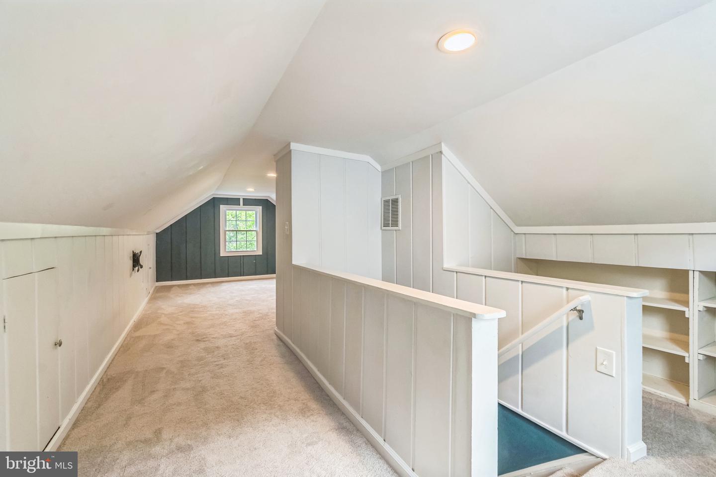 10904 DEVIN PL