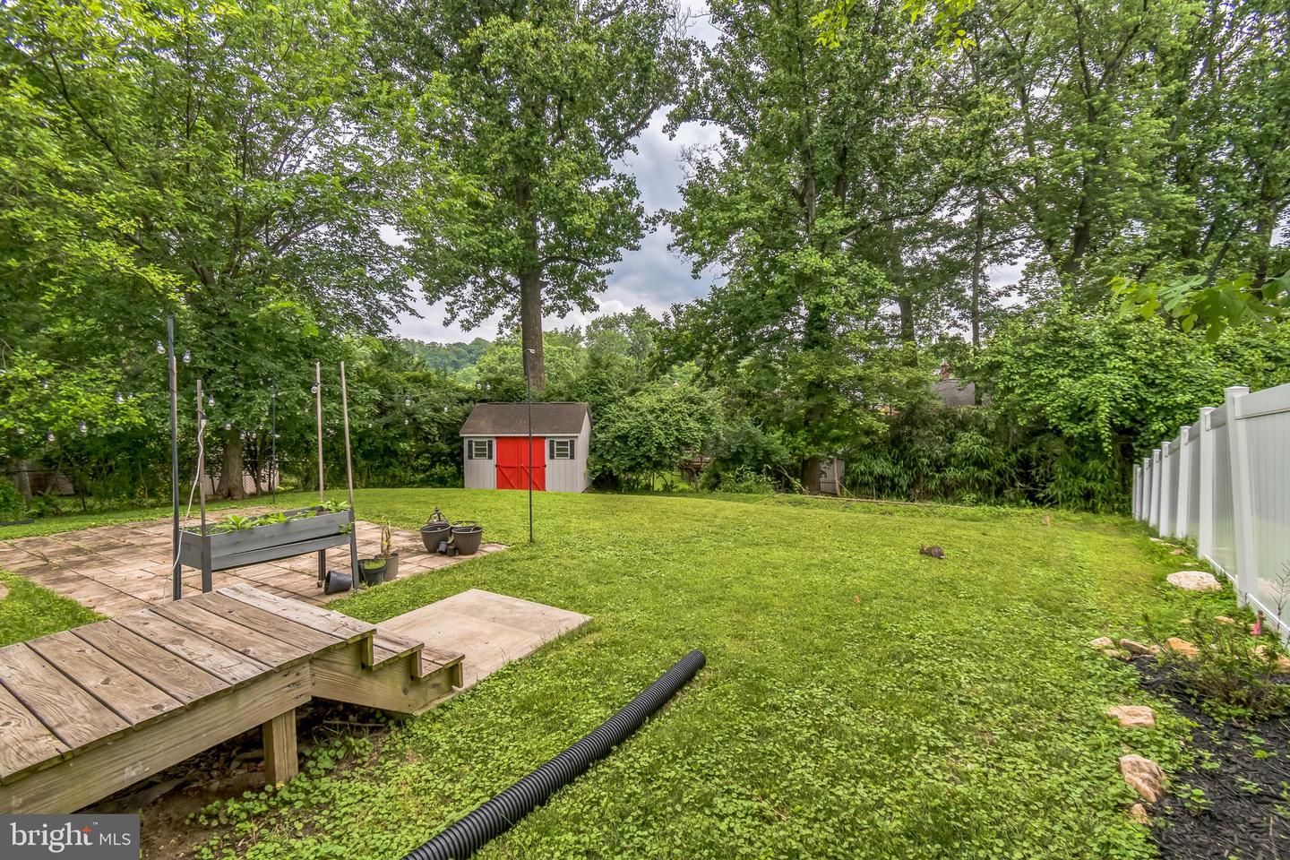 10904 DEVIN PL