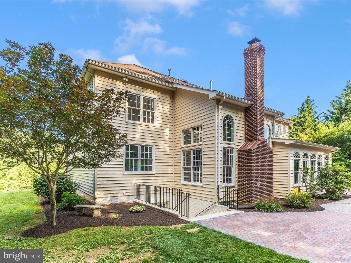 25024 Johnson Farm Rd
