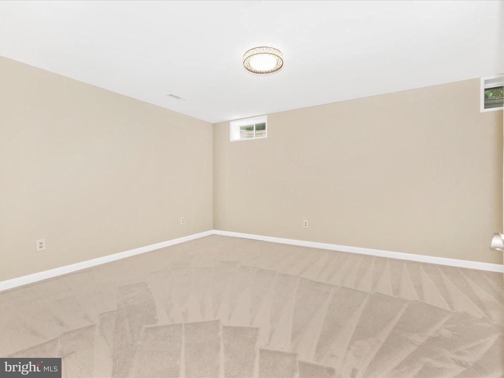 25024 Johnson Farm Rd