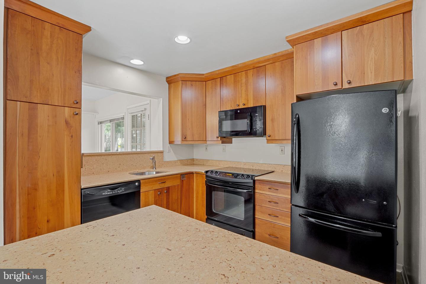 3300 Solomons Ct #100