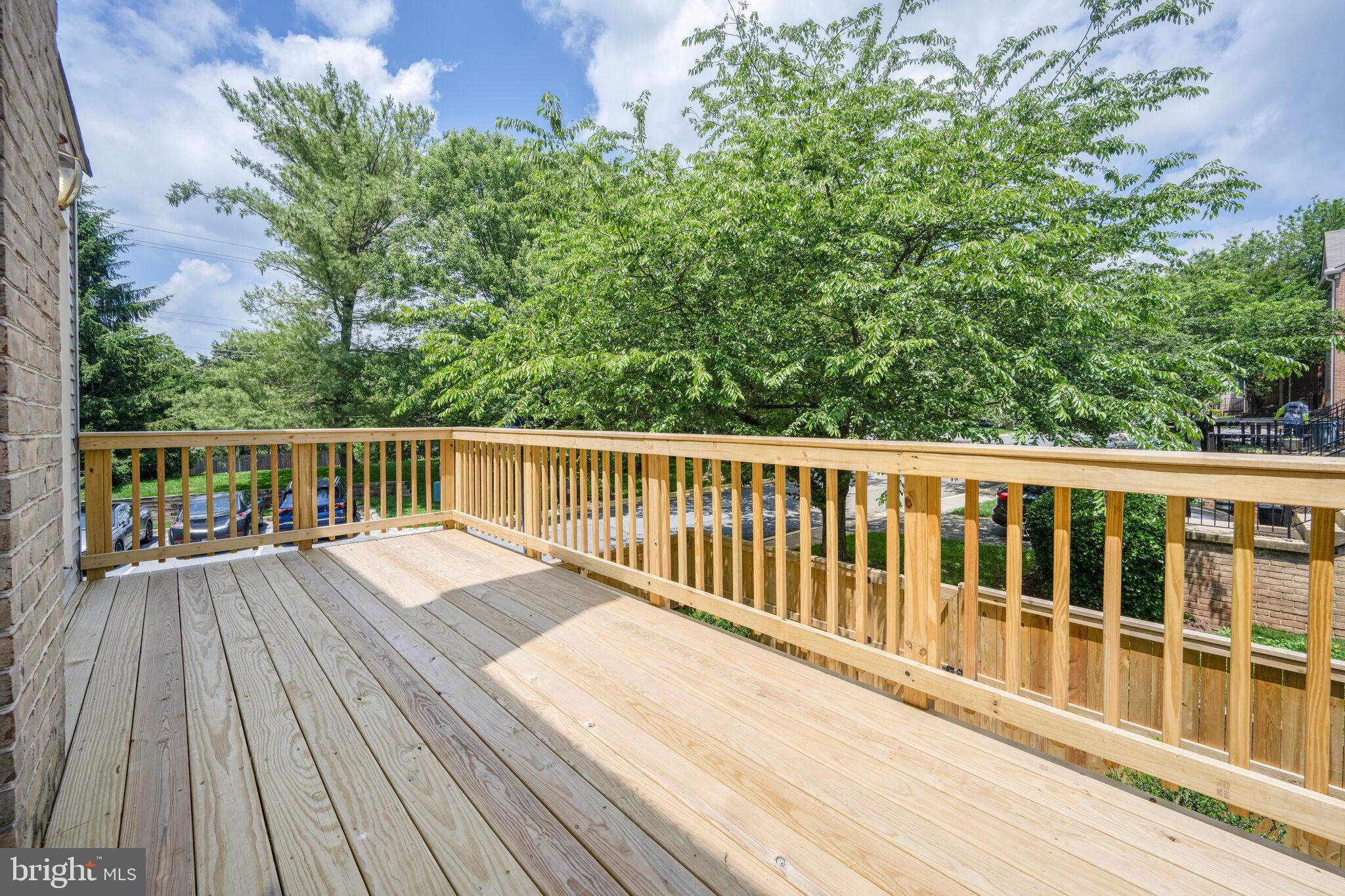 6043 LOGANWOOD DRIVE