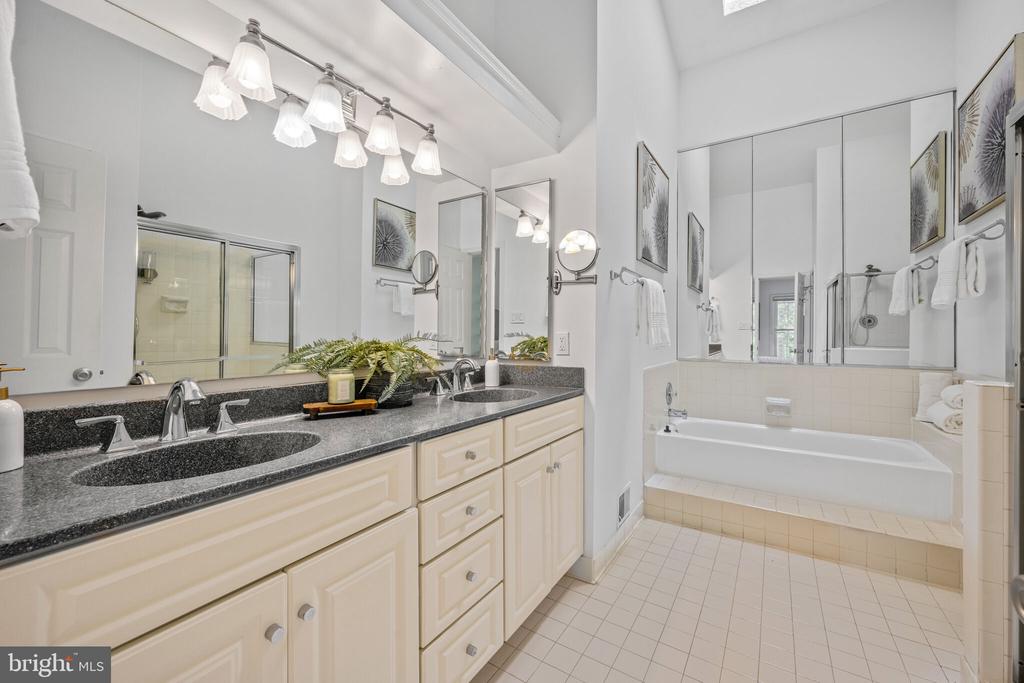 6043 LOGANWOOD DRIVE