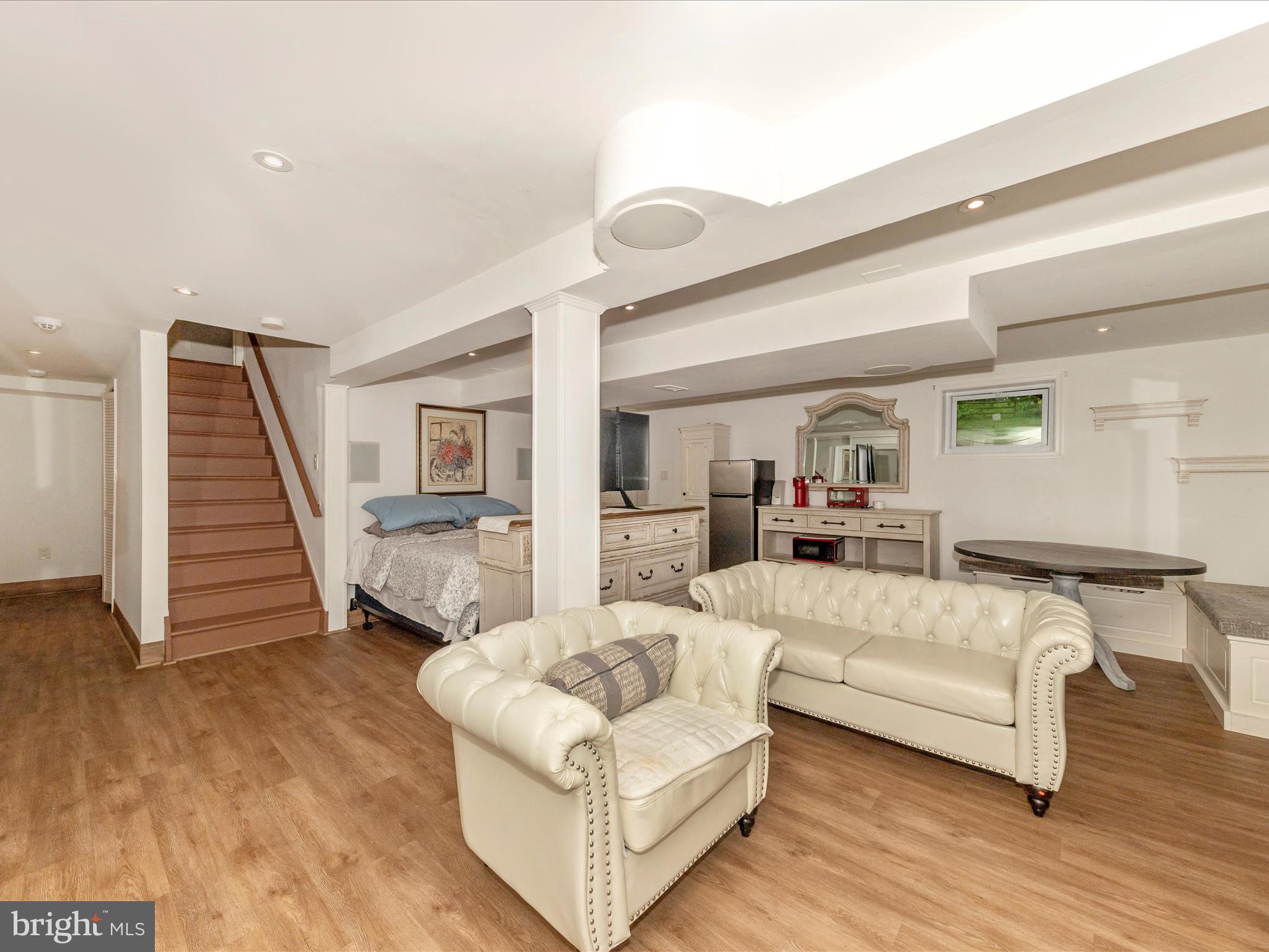 10636 Seneca Spring Way