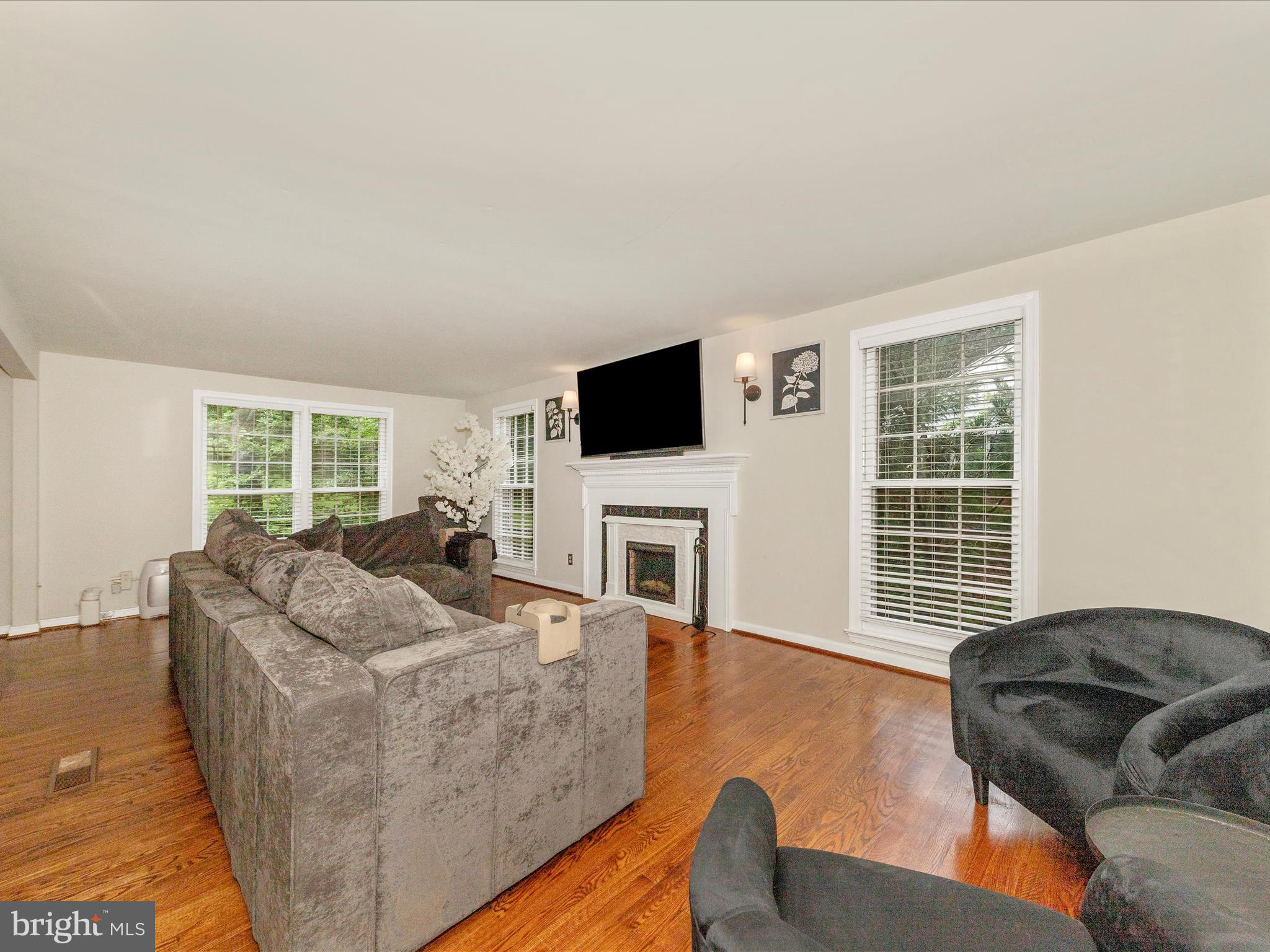 10636 Seneca Spring Way