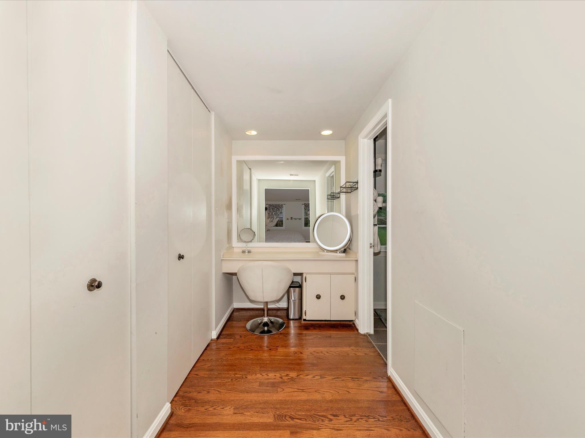 10636 Seneca Spring Way