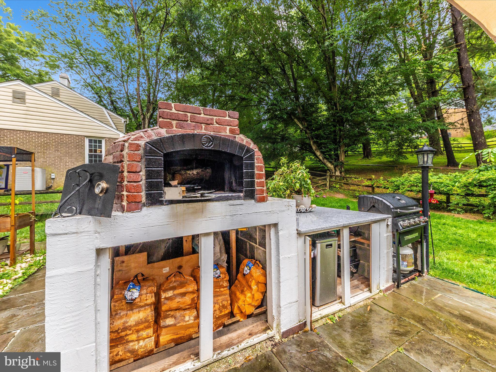 10636 Seneca Spring Way