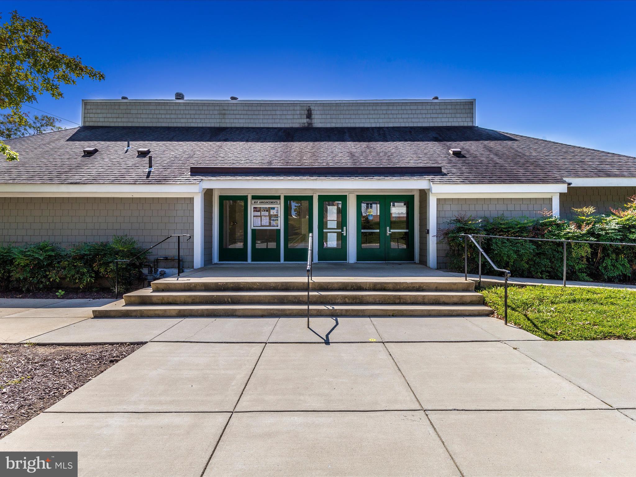 10636 Seneca Spring Way