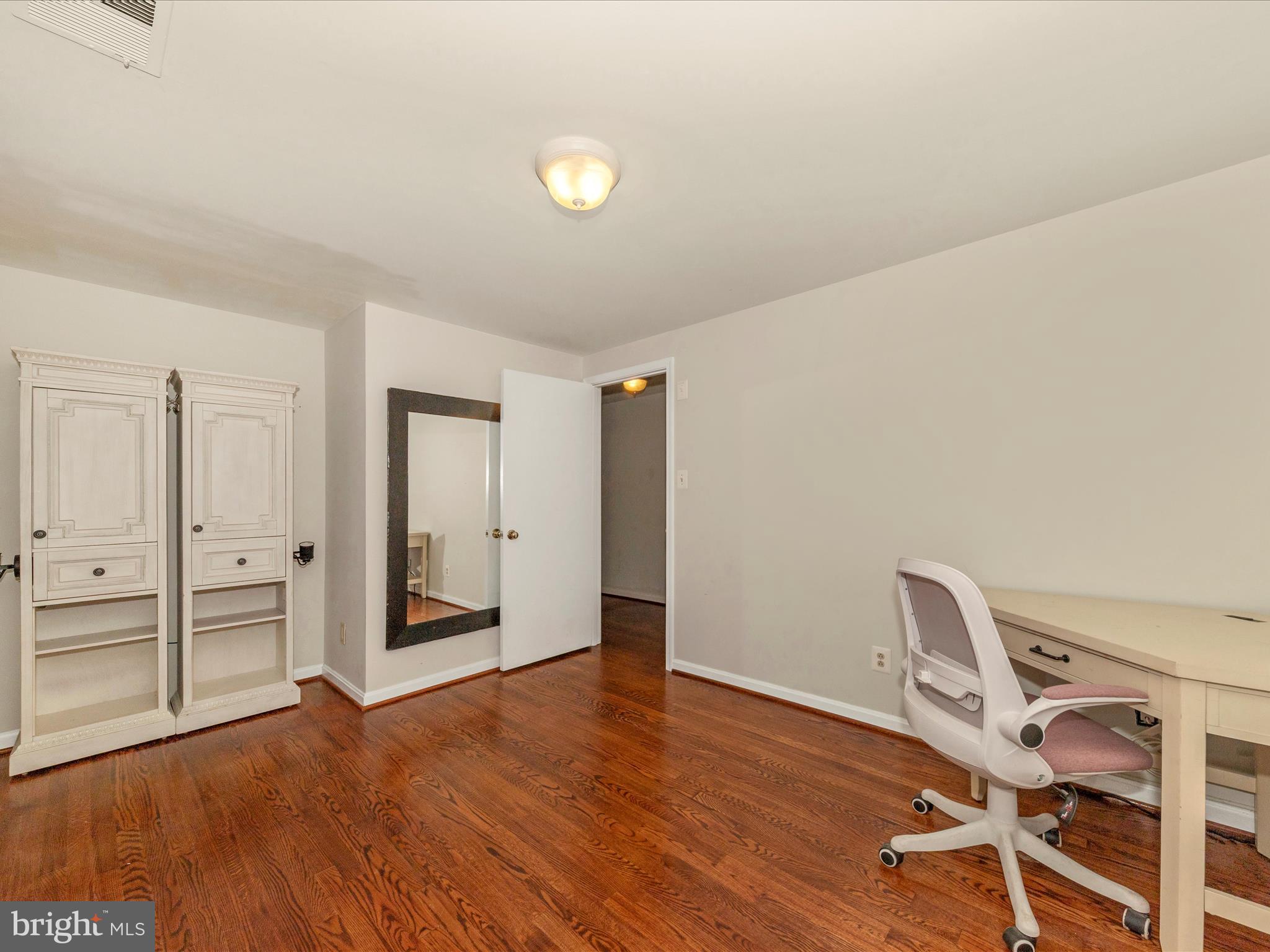 10636 Seneca Spring Way