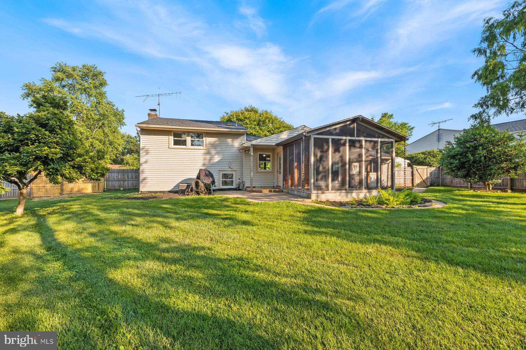 17528 Collier Cir
