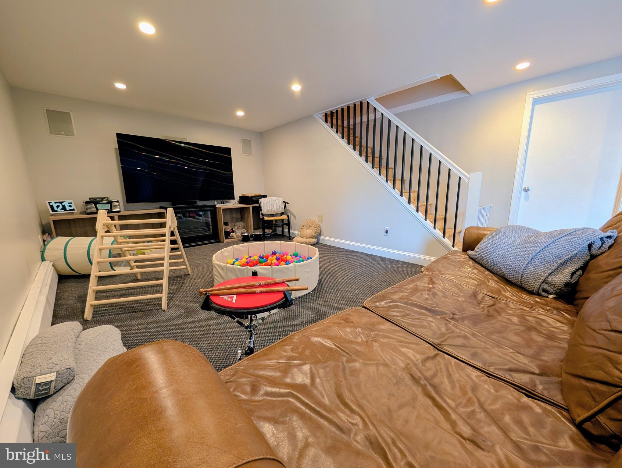 10106 GREENOCK RD