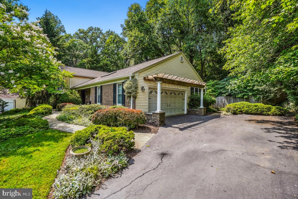 16717 CUTLASS DRIVE