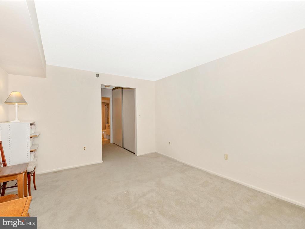 3310 N Leisure World Blvd N #911