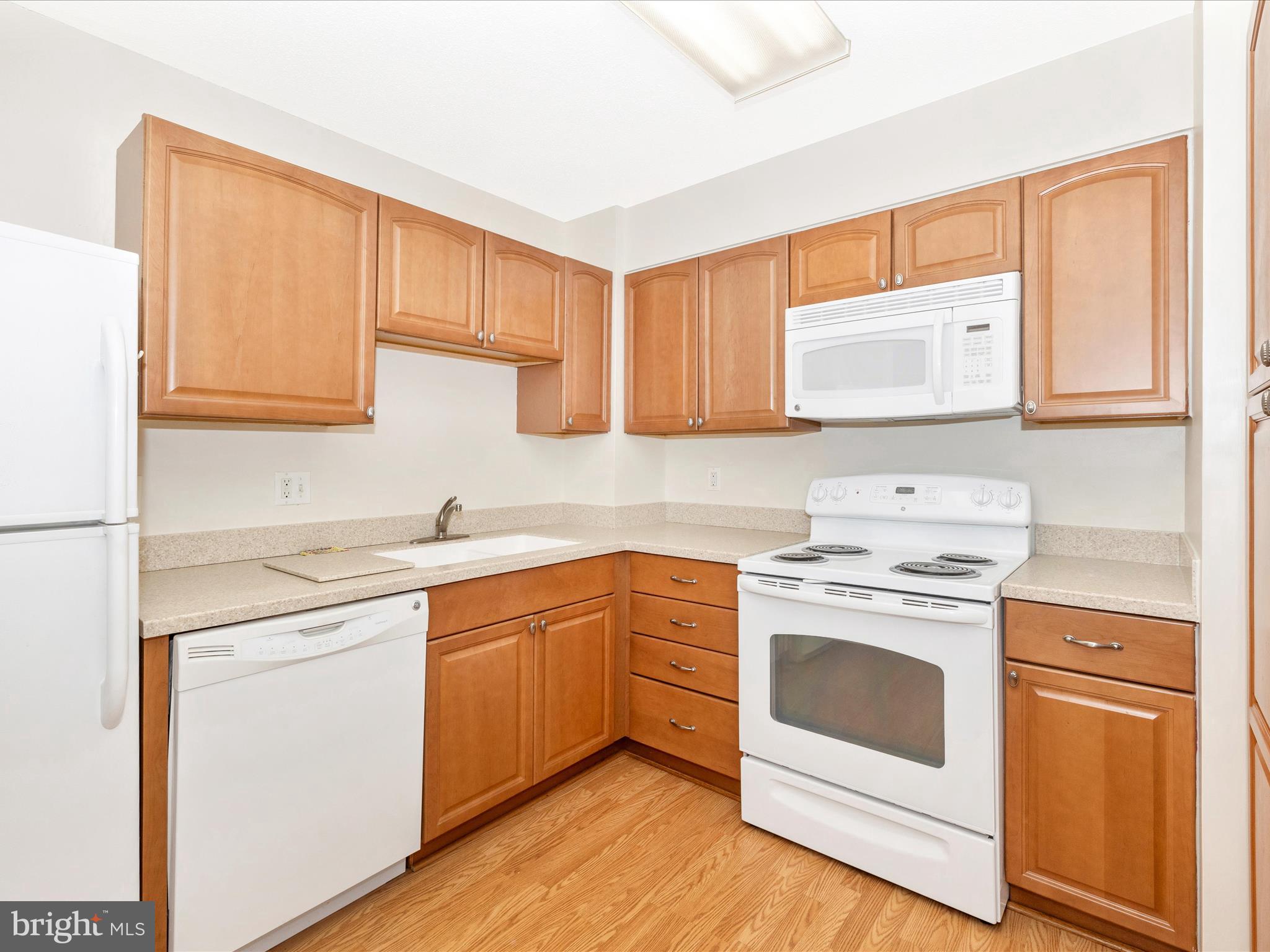 3310 N Leisure World Blvd N #911