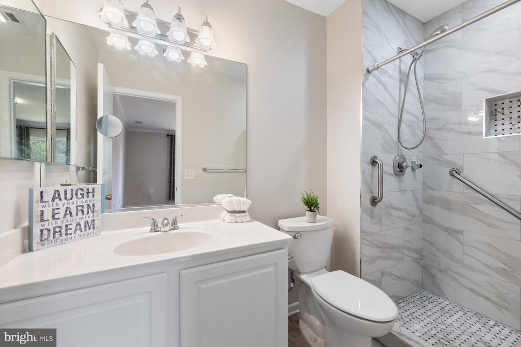 3533 Fitzhugh Ln #77-A