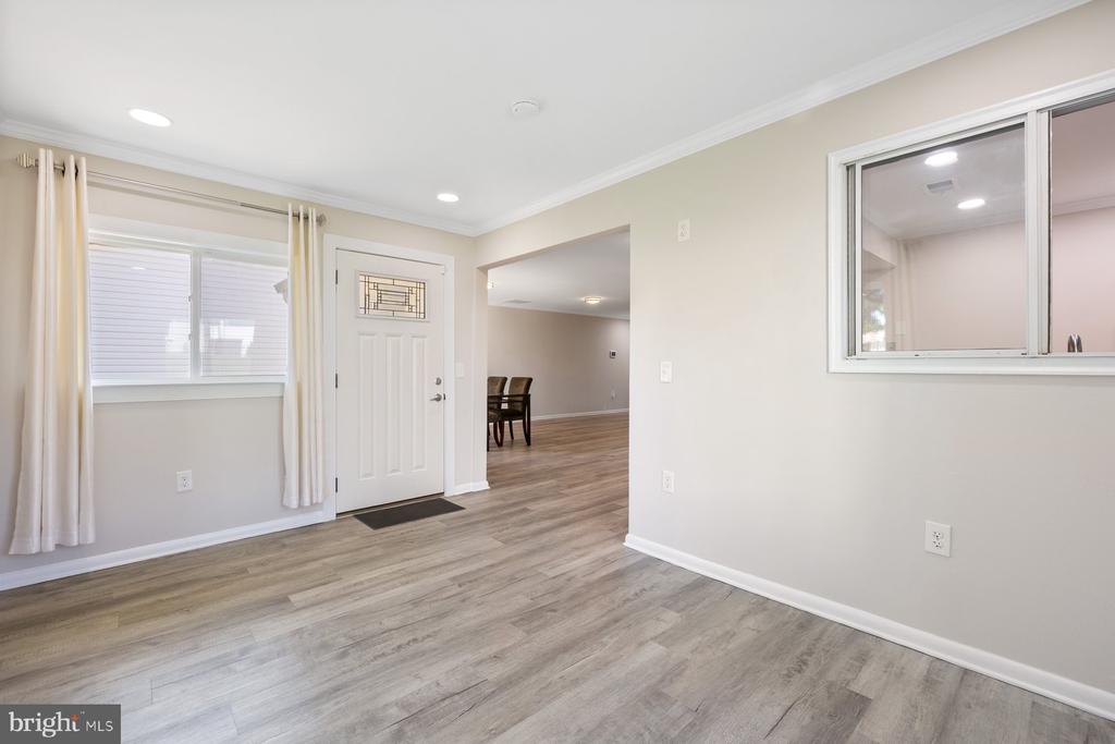 3533 Fitzhugh Ln #77-A