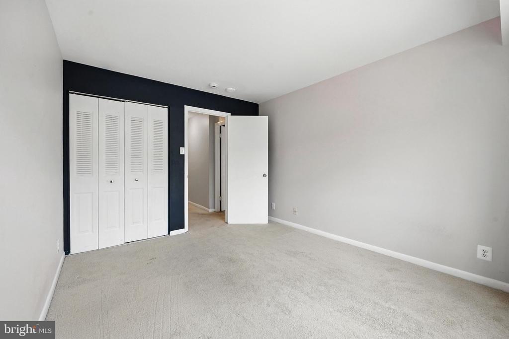 12001 Old Columbia Pike #305