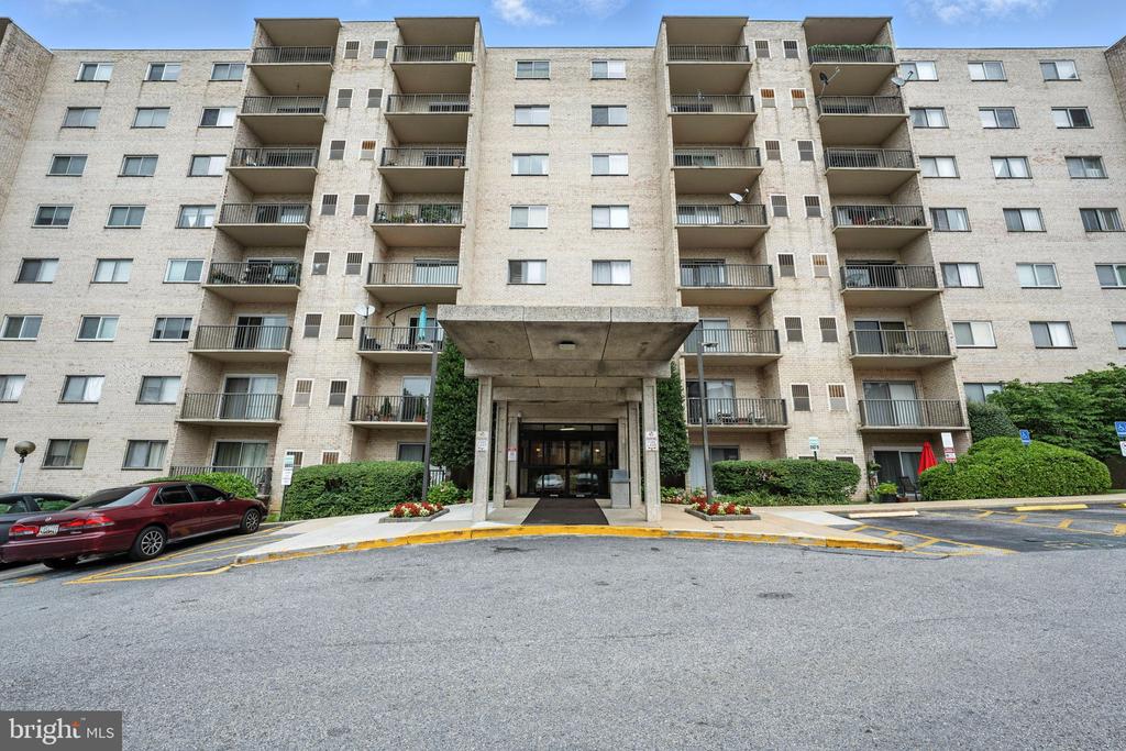 12001 Old Columbia Pike #305
