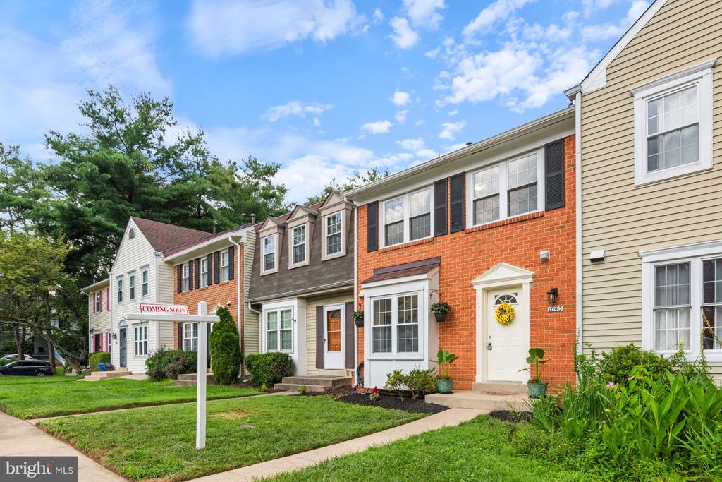 1043 Copperstone Ct