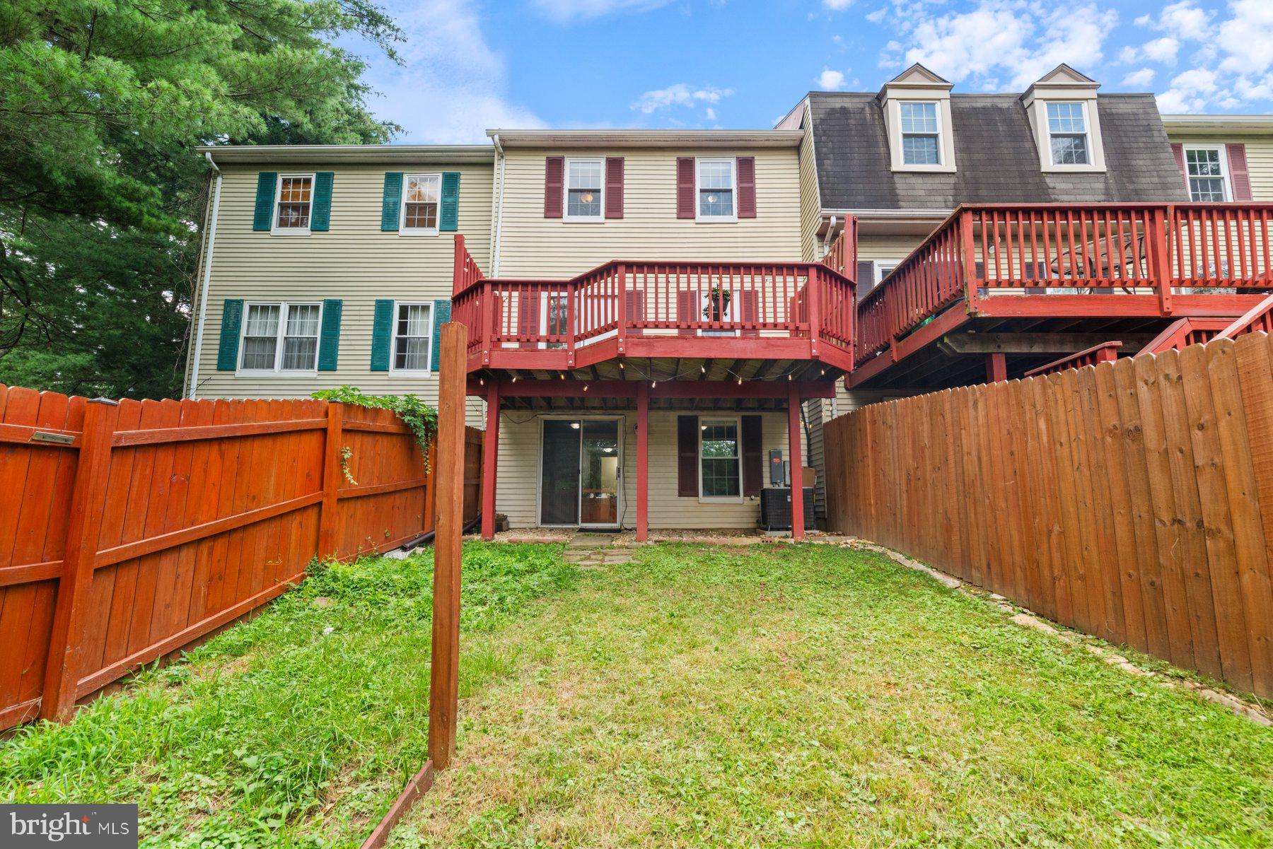 1043 Copperstone Ct