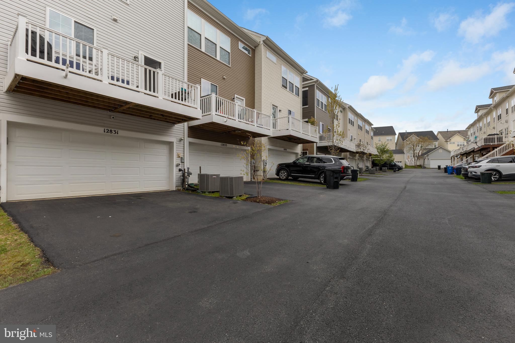 12831 CLARKSBURG SQUARE RD