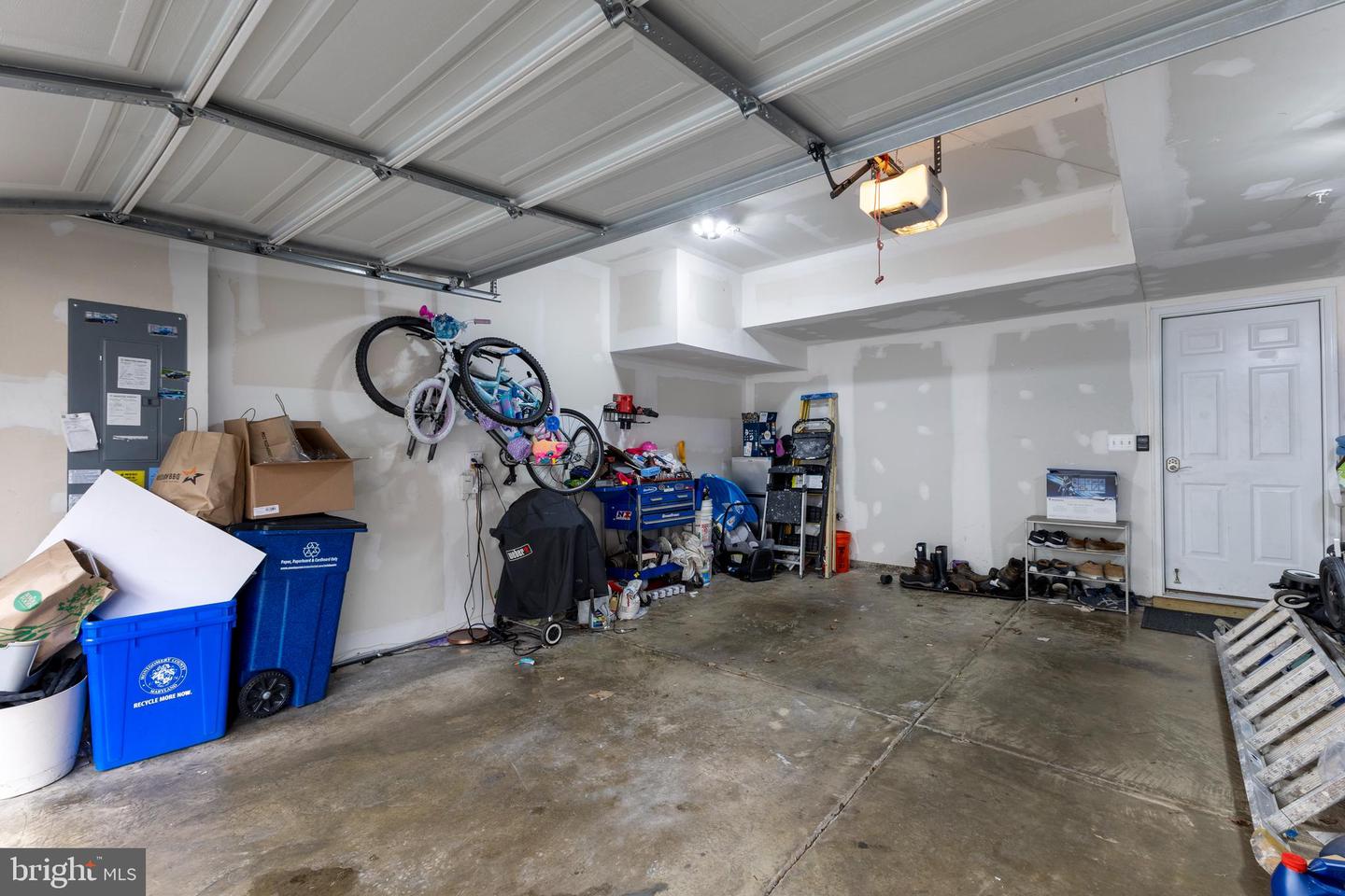 12831 CLARKSBURG SQUARE RD