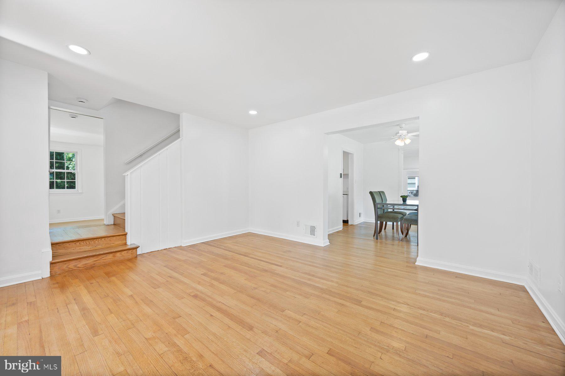 721 Mapleton Rd