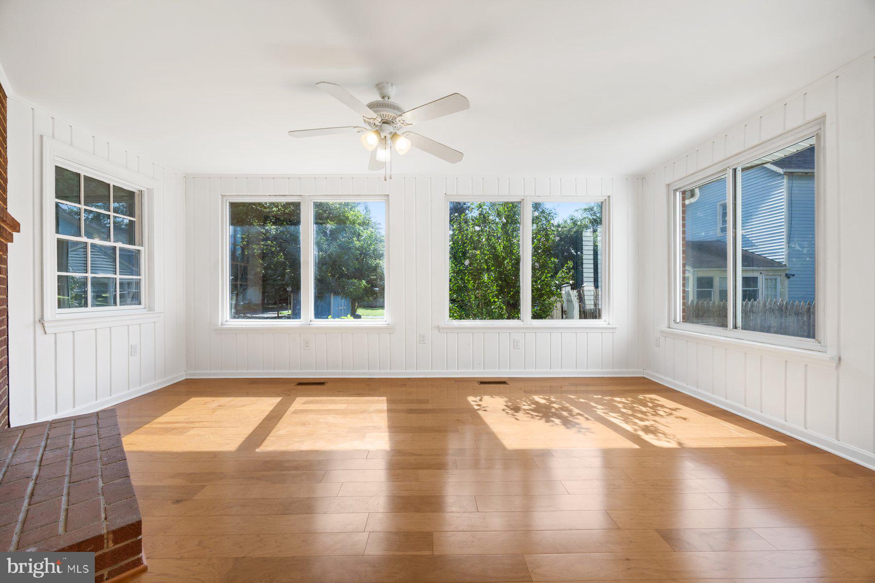721 Mapleton Rd