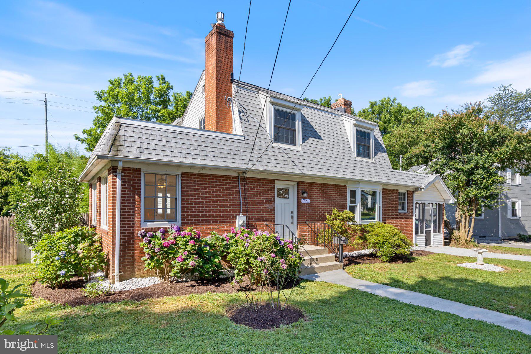 721 Mapleton Rd