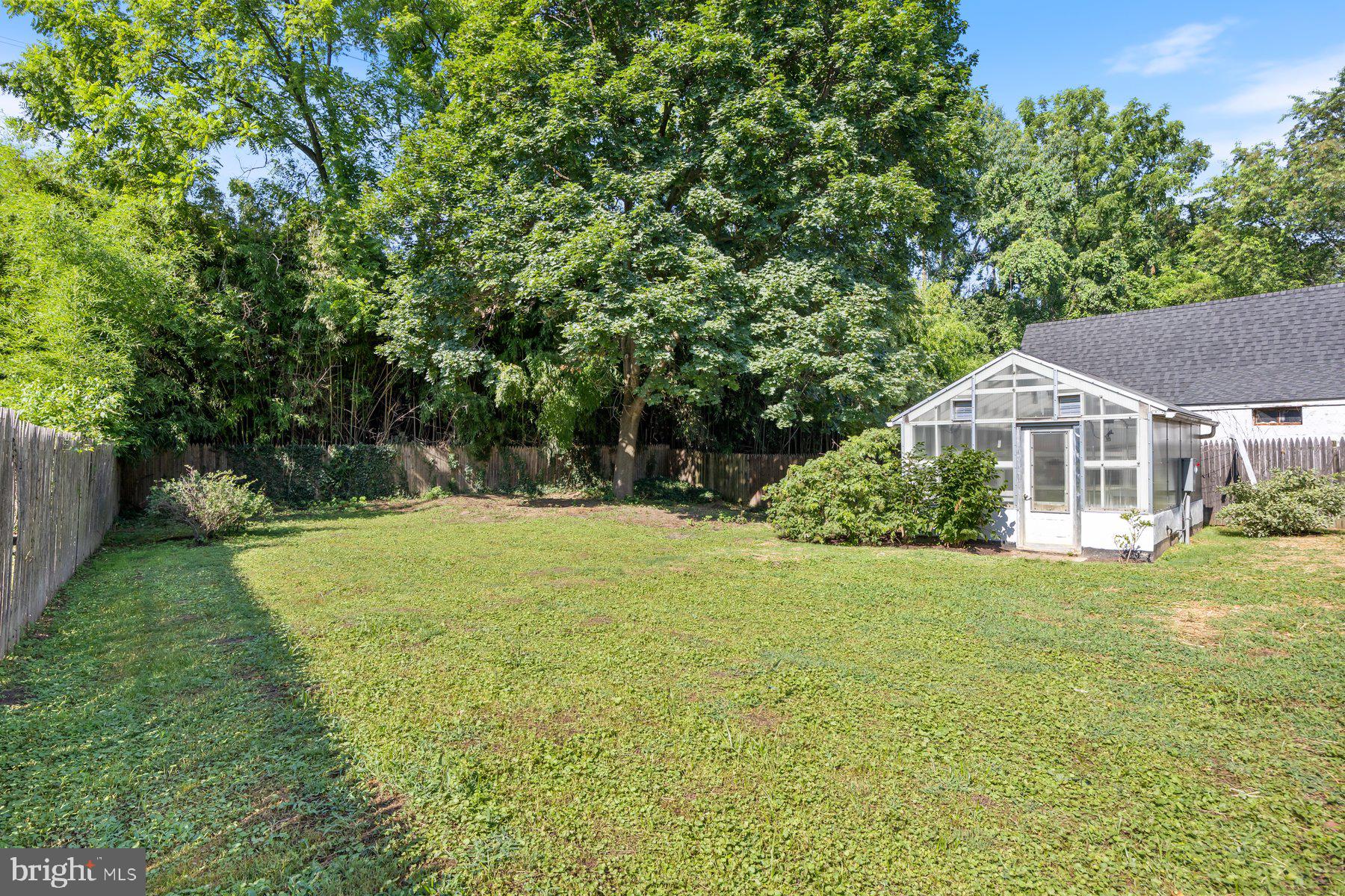 721 Mapleton Rd