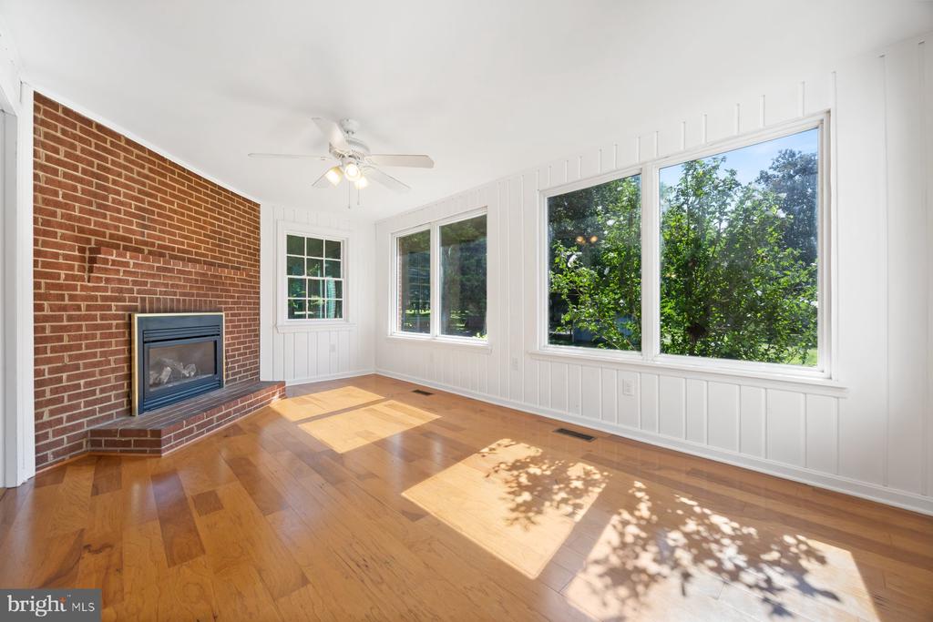 721 Mapleton Rd