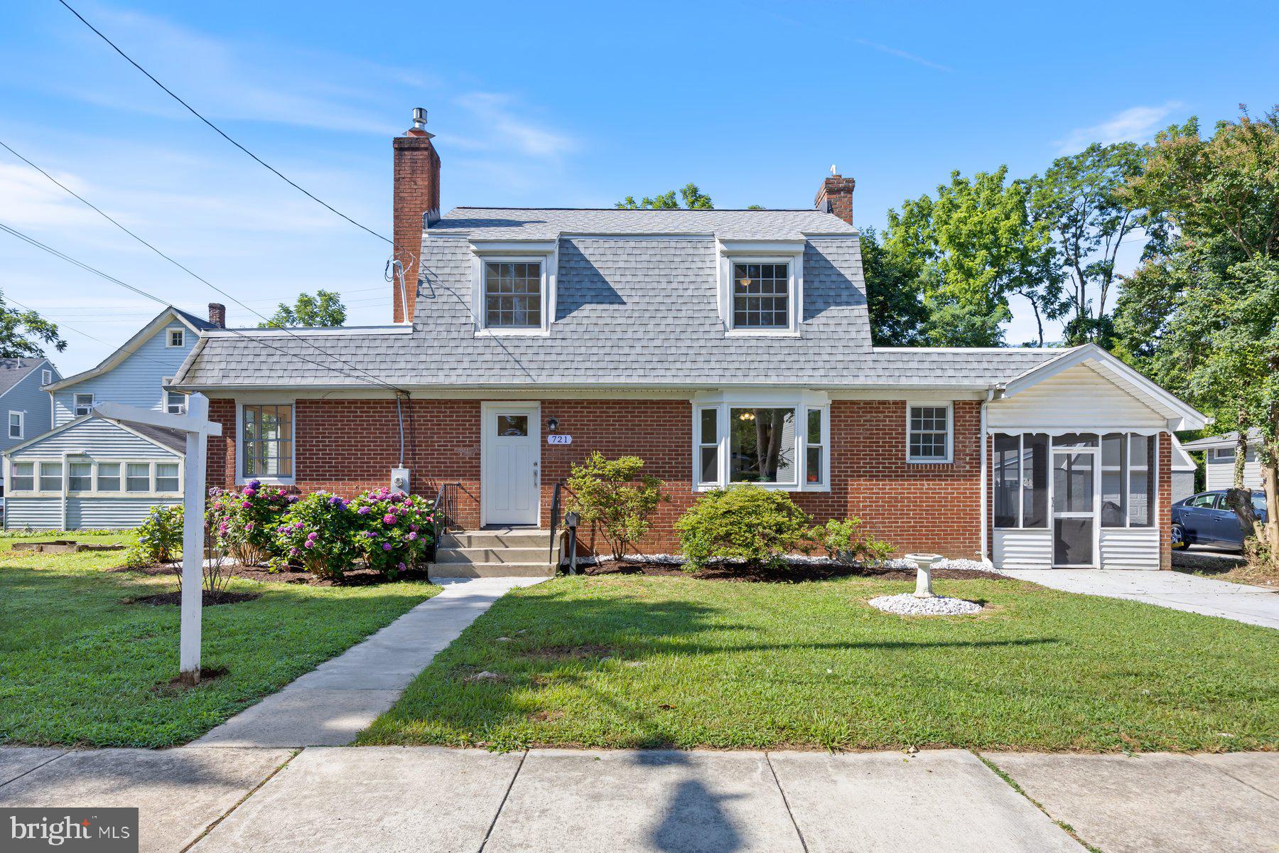 721 Mapleton Rd