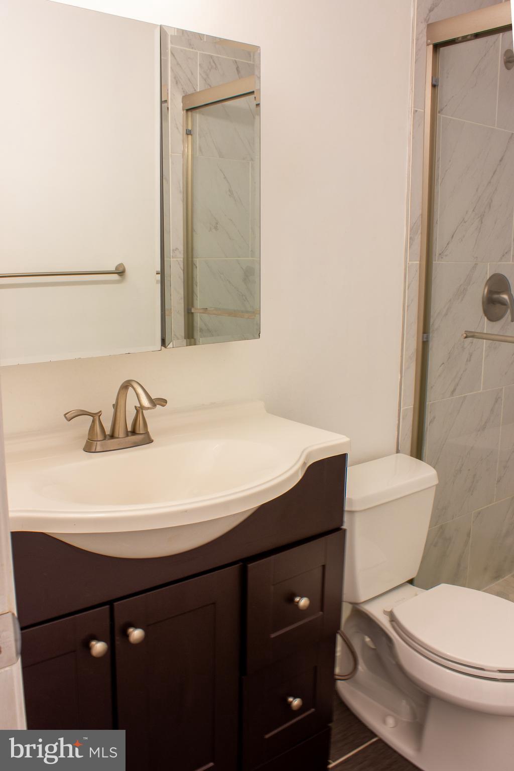 3517 CHEVY CHASE LAKE DR