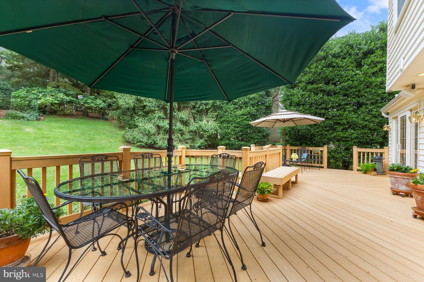 17 Old Creek Ct