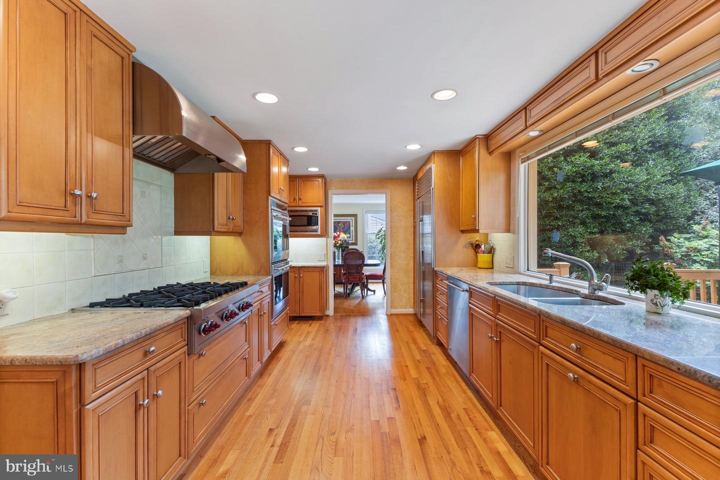 17 Old Creek Ct