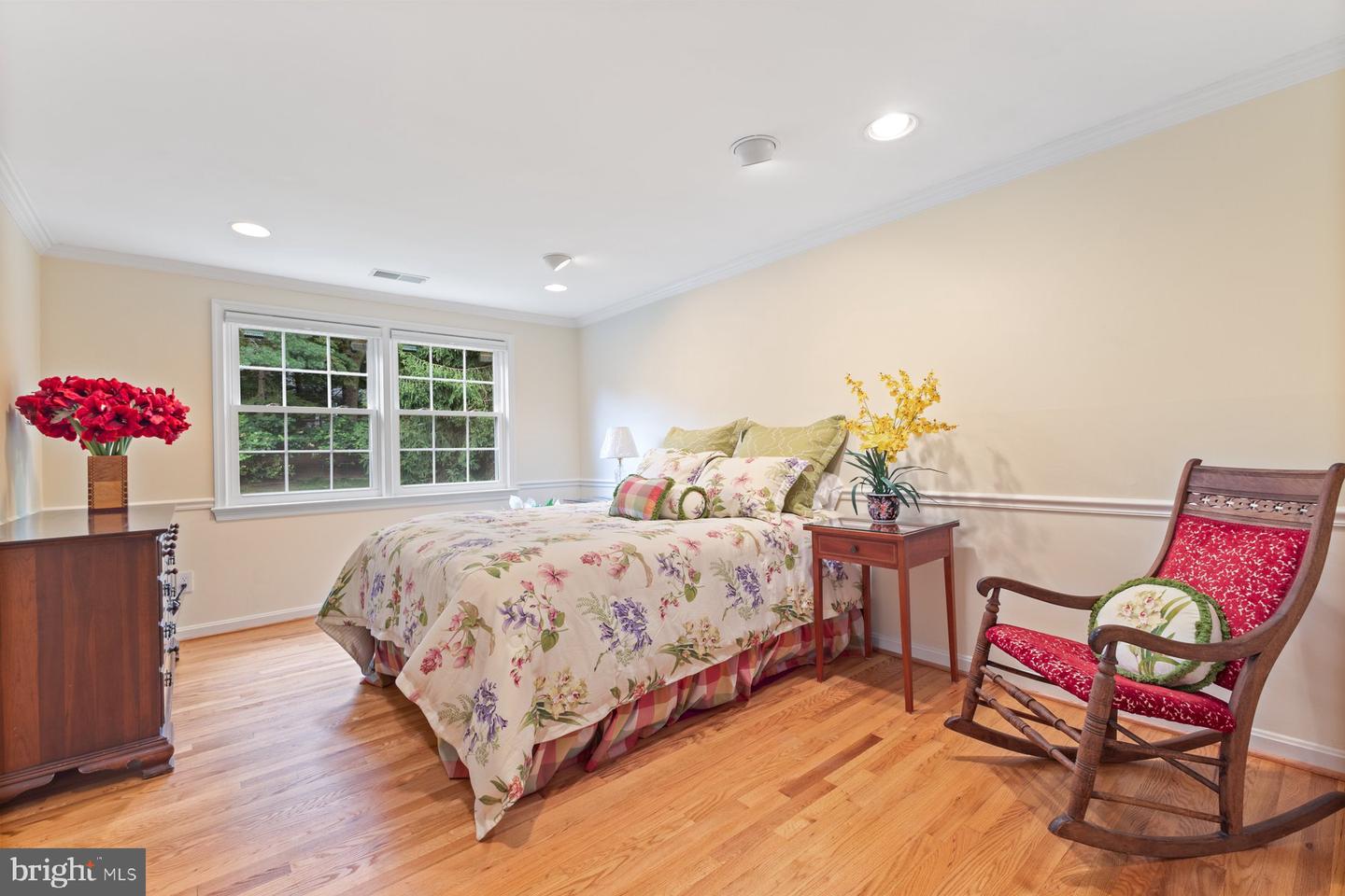 17 Old Creek Ct
