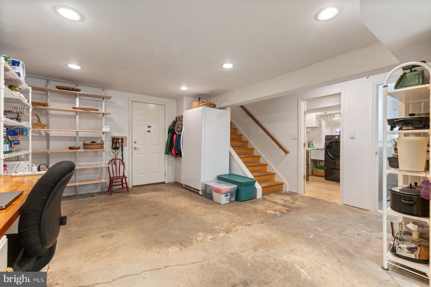 17 Old Creek Ct