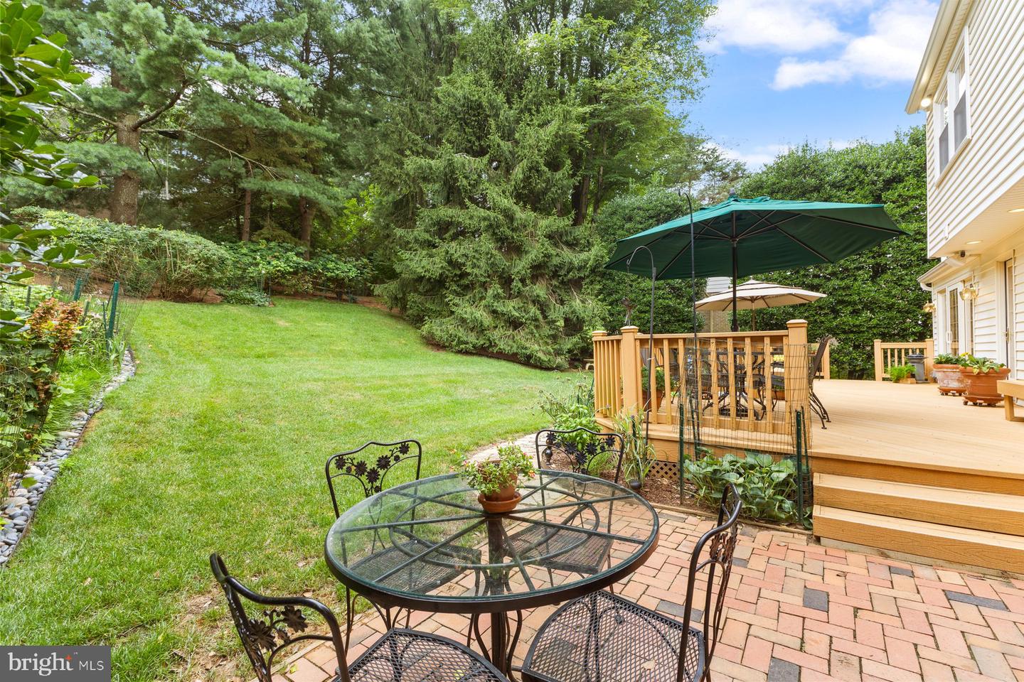 17 Old Creek Ct
