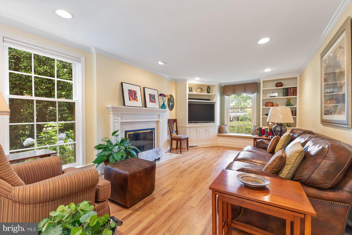 17 Old Creek Ct