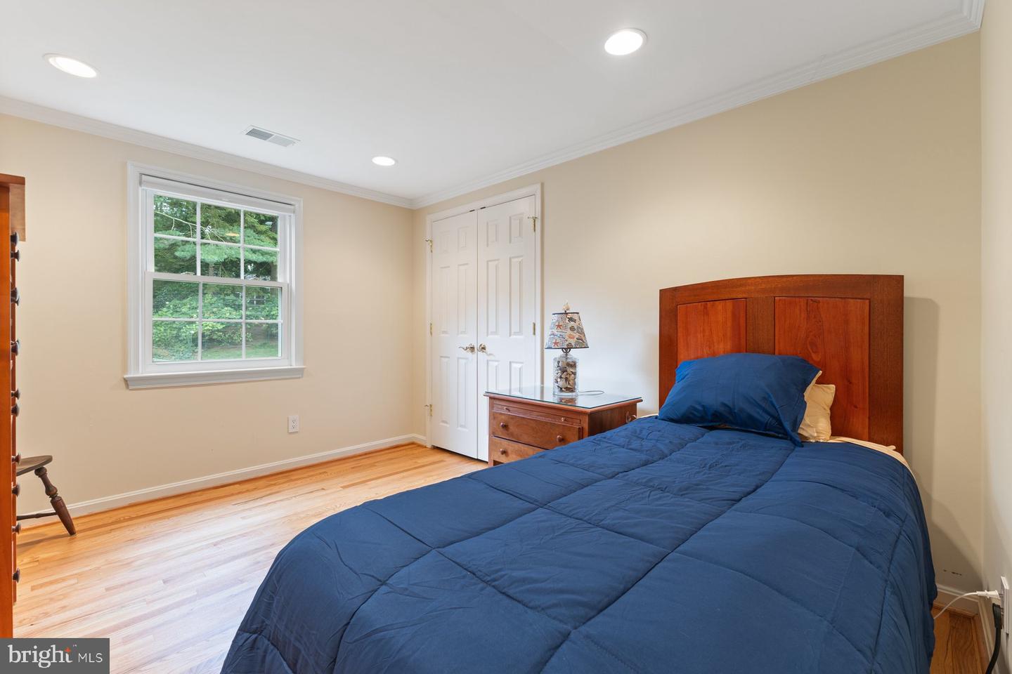 17 Old Creek Ct