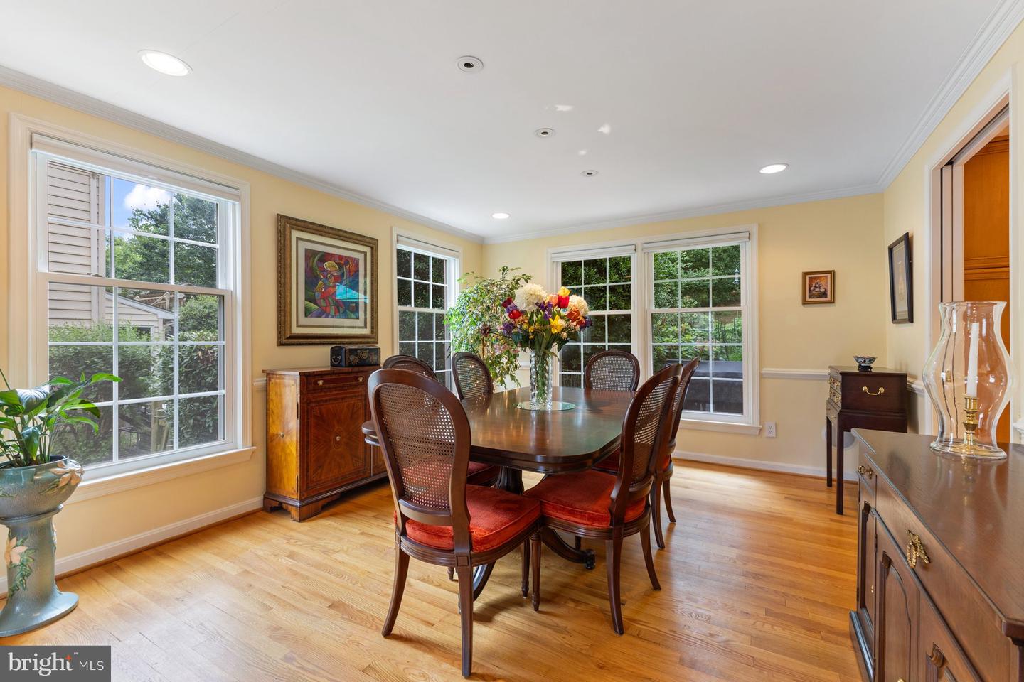 17 Old Creek Ct