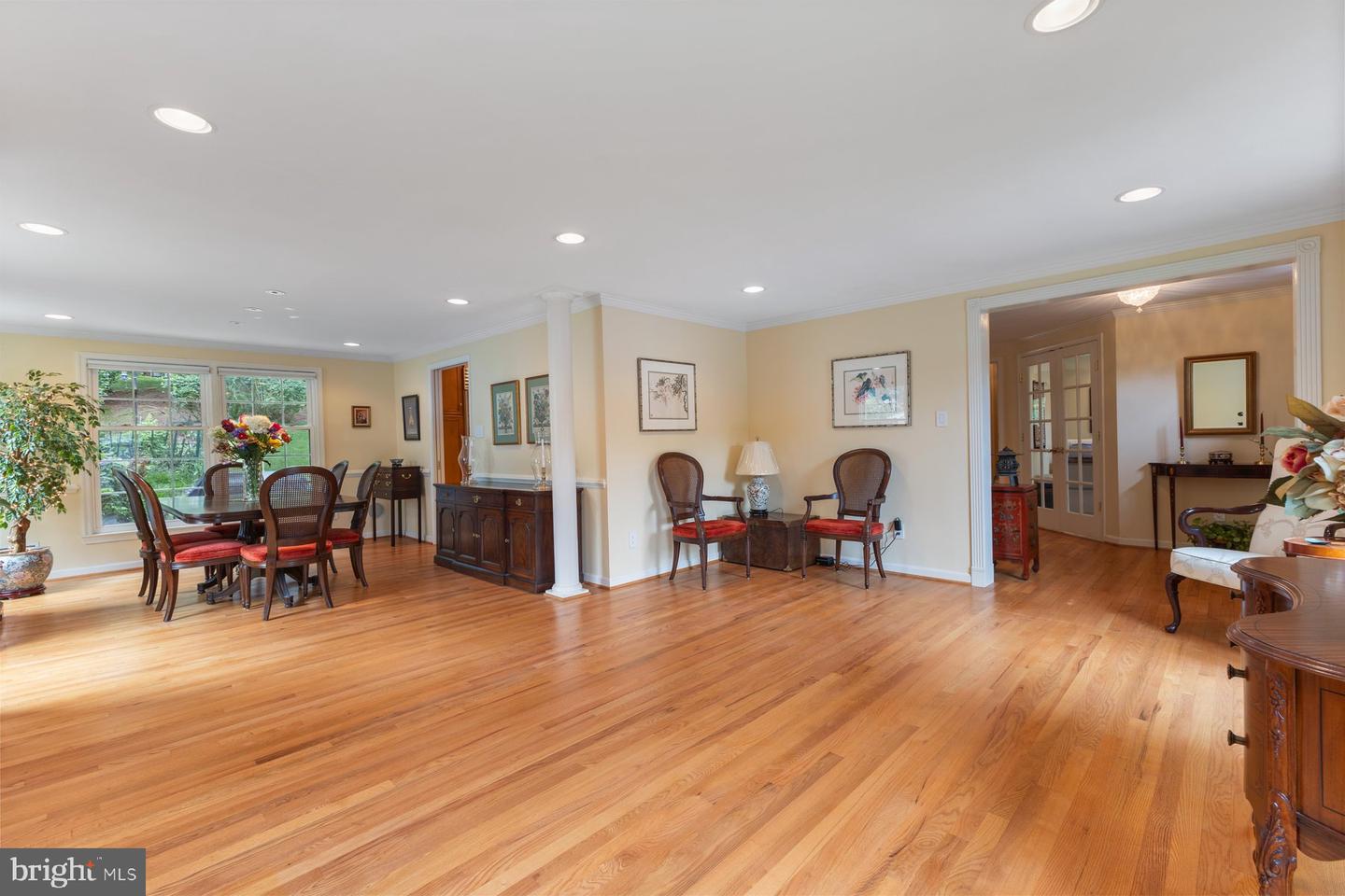 17 Old Creek Ct